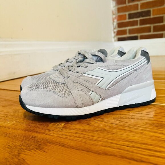 Diadora SAMPLE Women's Size 3.5 High Cushioned Running Shoes - Picture 1 of 16